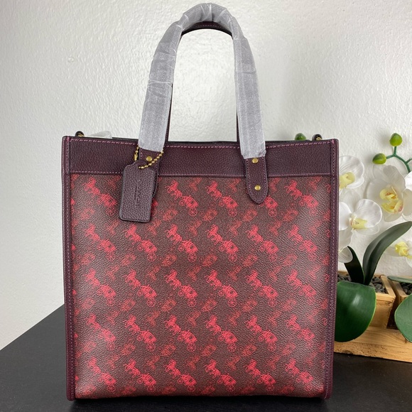 Coach Handbags - Coach Field Tote With Horse And Carriage Print